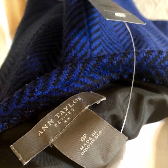 NWT Ann Taylor Blue Black Tweed A-line Skirt 0P - Picture 3 of 6